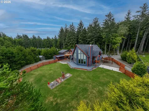 810 SW Wakeetum Street Waldport OR 97394