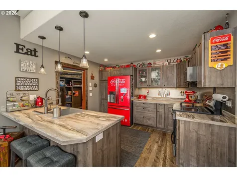 810 SW Wakeetum Street Waldport OR 97394