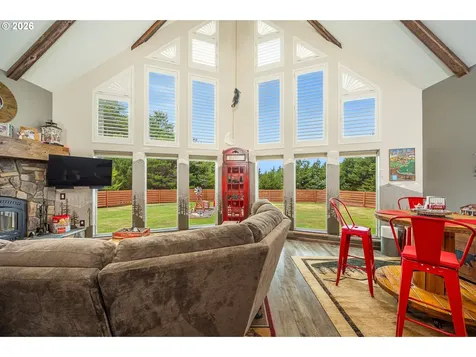 810 SW Wakeetum Street Waldport OR 97394