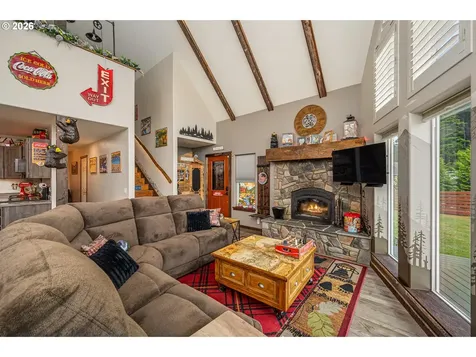 810 SW Wakeetum Street Waldport OR 97394