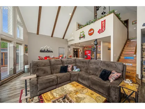 810 SW Wakeetum Street Waldport OR 97394