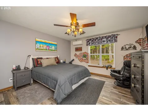 810 SW Wakeetum Street Waldport OR 97394
