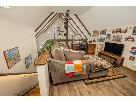 810 SW Wakeetum Street Waldport OR 97394