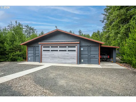 810 SW Wakeetum Street Waldport OR 97394