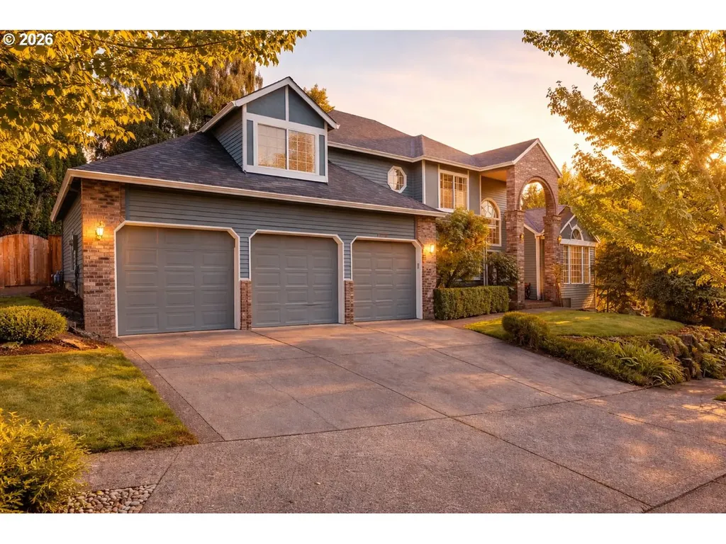 2250 River Heights Circle West Linn OR 97068