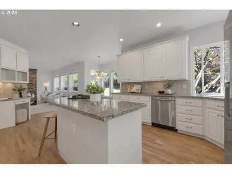 2250 River Heights Circle West Linn OR 97068