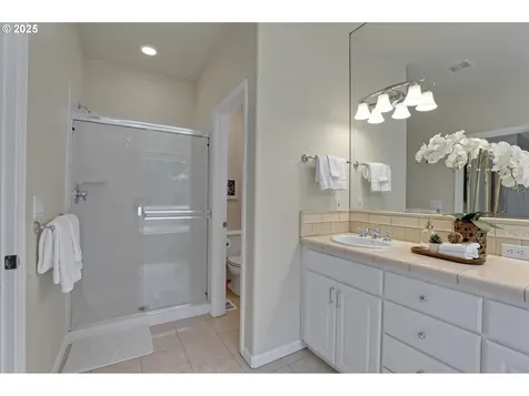 9728 NW Kaylee Street Portland OR 97229