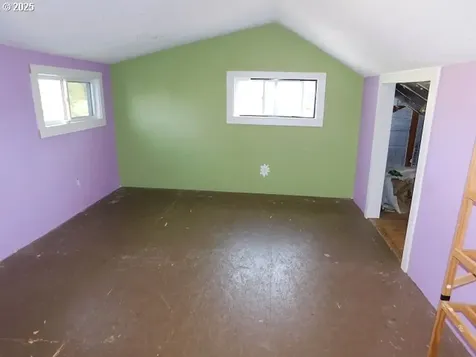 875 Park Drive Vernonia OR 97064