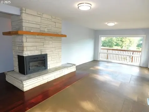 875 Park Drive Vernonia OR 97064