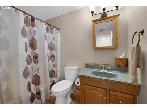 143 SW Birch Avenue Warrenton OR 97146