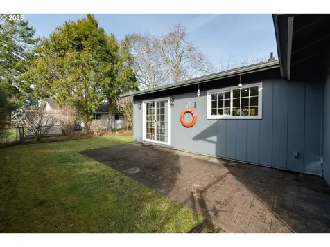 143 SW Birch Avenue Warrenton OR 97146