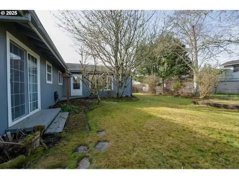 143 SW Birch Avenue Warrenton OR 97146
