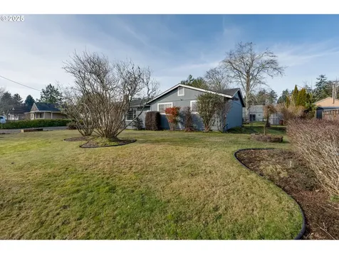 143 SW Birch Avenue Warrenton OR 97146