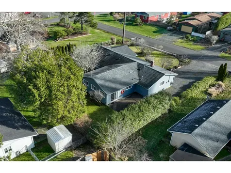 143 SW Birch Avenue Warrenton OR 97146