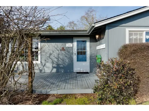 143 SW Birch Avenue Warrenton OR 97146