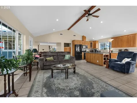 143 SW Birch Avenue Warrenton OR 97146