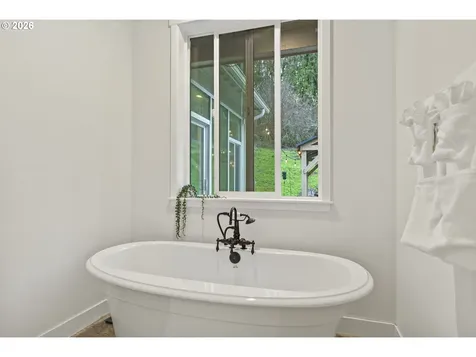 2549 Hazel Dell Road Castle Rock WA 98611