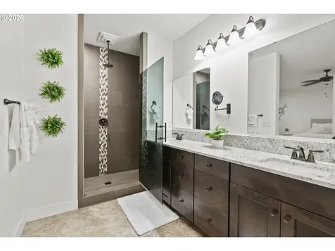 2549 Hazel Dell Road Castle Rock WA 98611