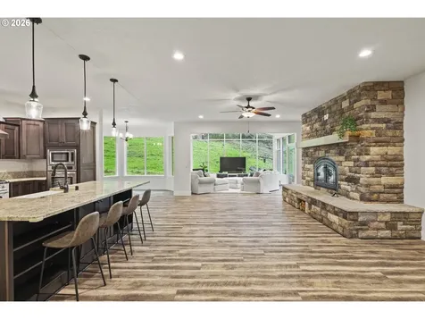 2549 Hazel Dell Road Castle Rock WA 98611