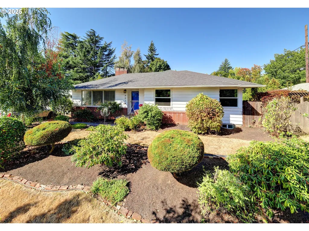 903 NE 127th Avenue Portland OR 97230