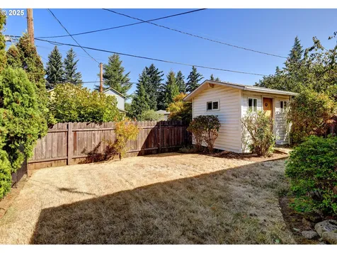 903 NE 127th Avenue Portland OR 97230