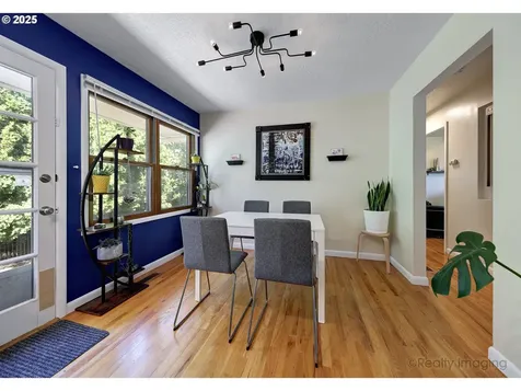 903 NE 127th Avenue Portland OR 97230