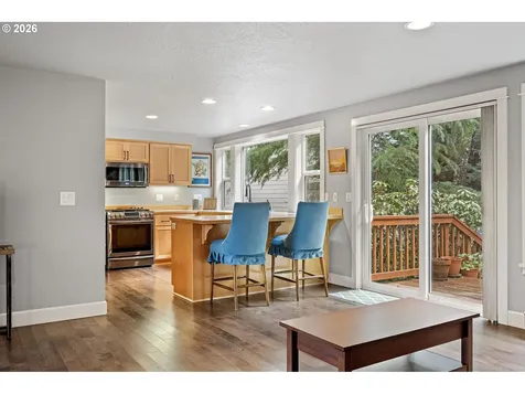 3368 Bentley Avenue Eugene OR 97405
