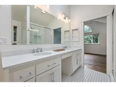 3368 Bentley Avenue Eugene OR 97405
