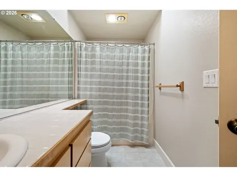 3368 Bentley Avenue Eugene OR 97405