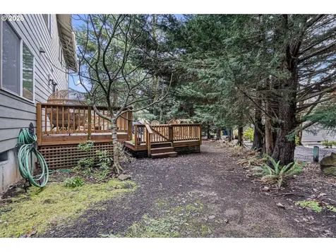 3368 Bentley Avenue Eugene OR 97405