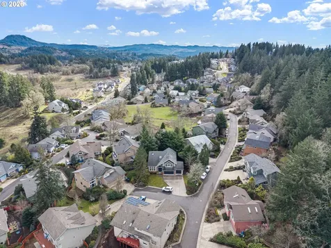 3368 Bentley Avenue Eugene OR 97405
