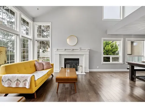 3368 Bentley Avenue Eugene OR 97405