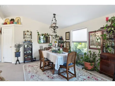 1525 Braunda Drive Roseburg OR 97471