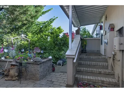 1525 Braunda Drive Roseburg OR 97471