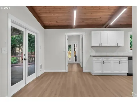 28881 SE Island Road Eagle Creek OR 97022