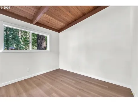 28881 SE Island Road Eagle Creek OR 97022