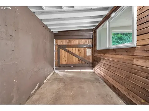 28881 SE Island Road Eagle Creek OR 97022