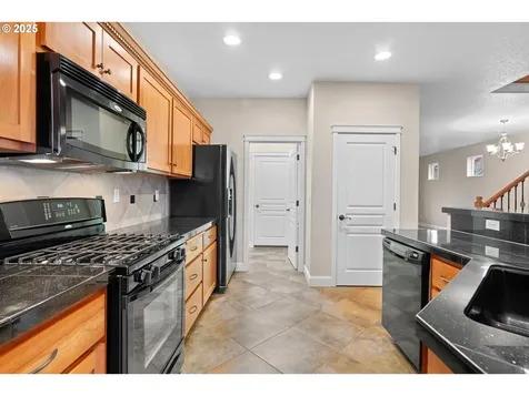 21427 SW Susan Lane Beaverton OR 97003