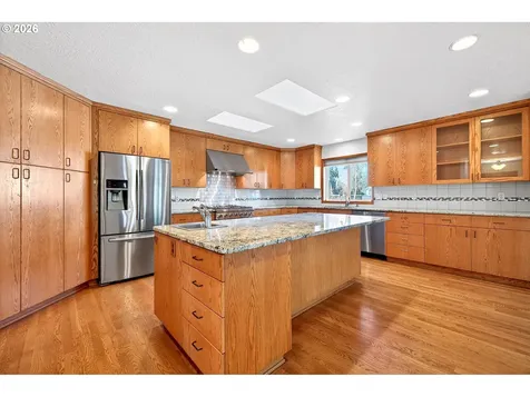387 NE 15th Court Hillsboro OR 97124