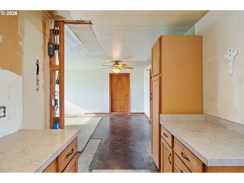 9011 NE Tillamook Street Portland OR 97220