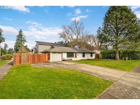 9011 NE Tillamook Street Portland OR 97220