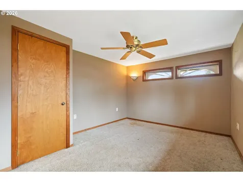 9011 NE Tillamook Street Portland OR 97220