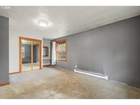 9011 NE Tillamook Street Portland OR 97220