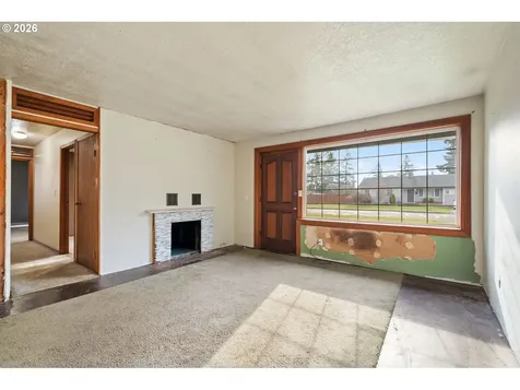 9011 NE Tillamook Street Portland OR 97220