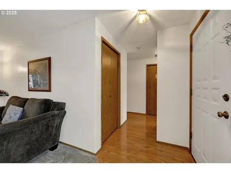 3670 Plumtree Drive Eugene OR 97402