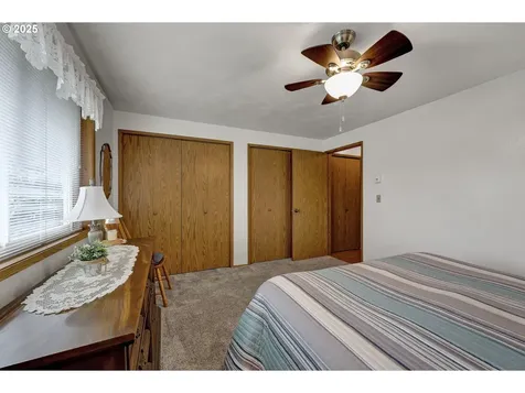 3670 Plumtree Drive Eugene OR 97402