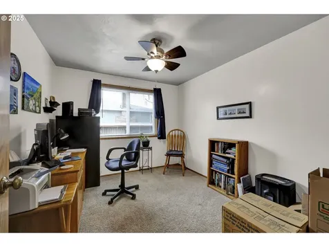 3670 Plumtree Drive Eugene OR 97402