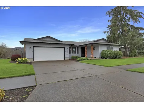 3670 Plumtree Drive Eugene OR 97402