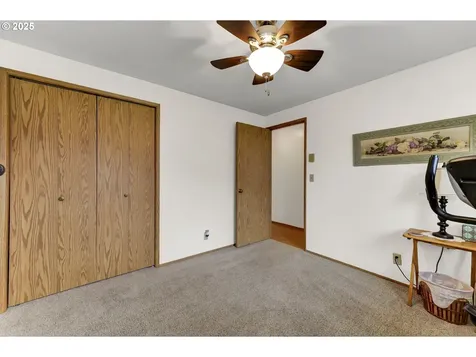 3670 Plumtree Drive Eugene OR 97402