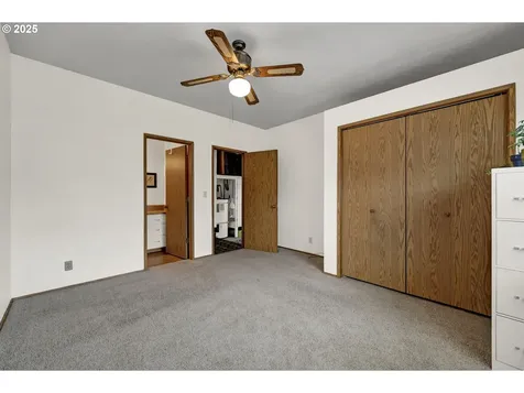 3670 Plumtree Drive Eugene OR 97402